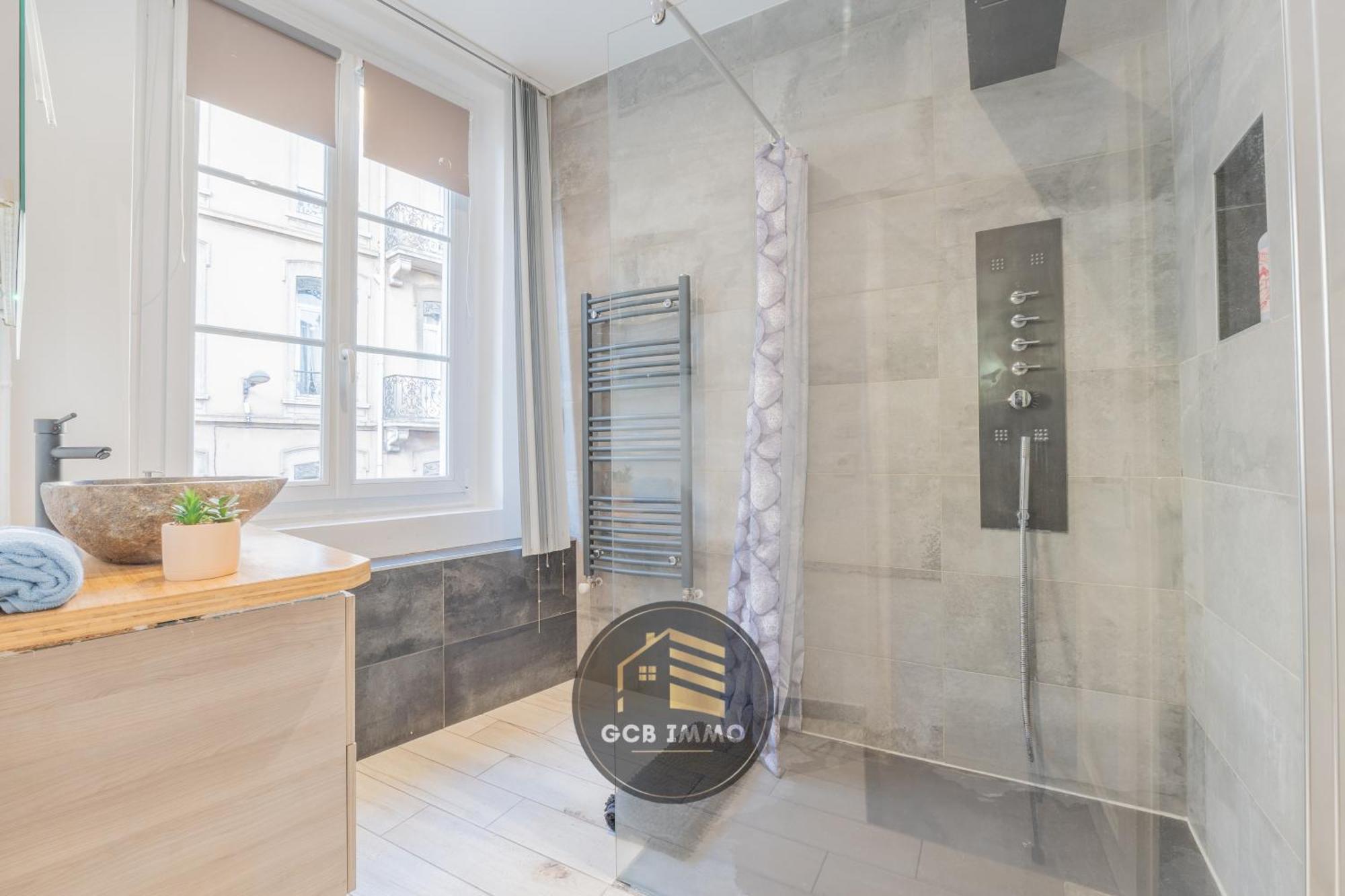 Style Indus & Billard - Coeur De Grenoble Apartment Exterior photo